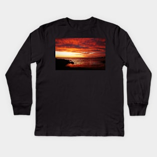 Red Sky at Night, Elwood Beach Kids Long Sleeve T-Shirt